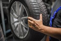 Автомобилни гуми Goodyear 245 40 18 - 75353 клиенти